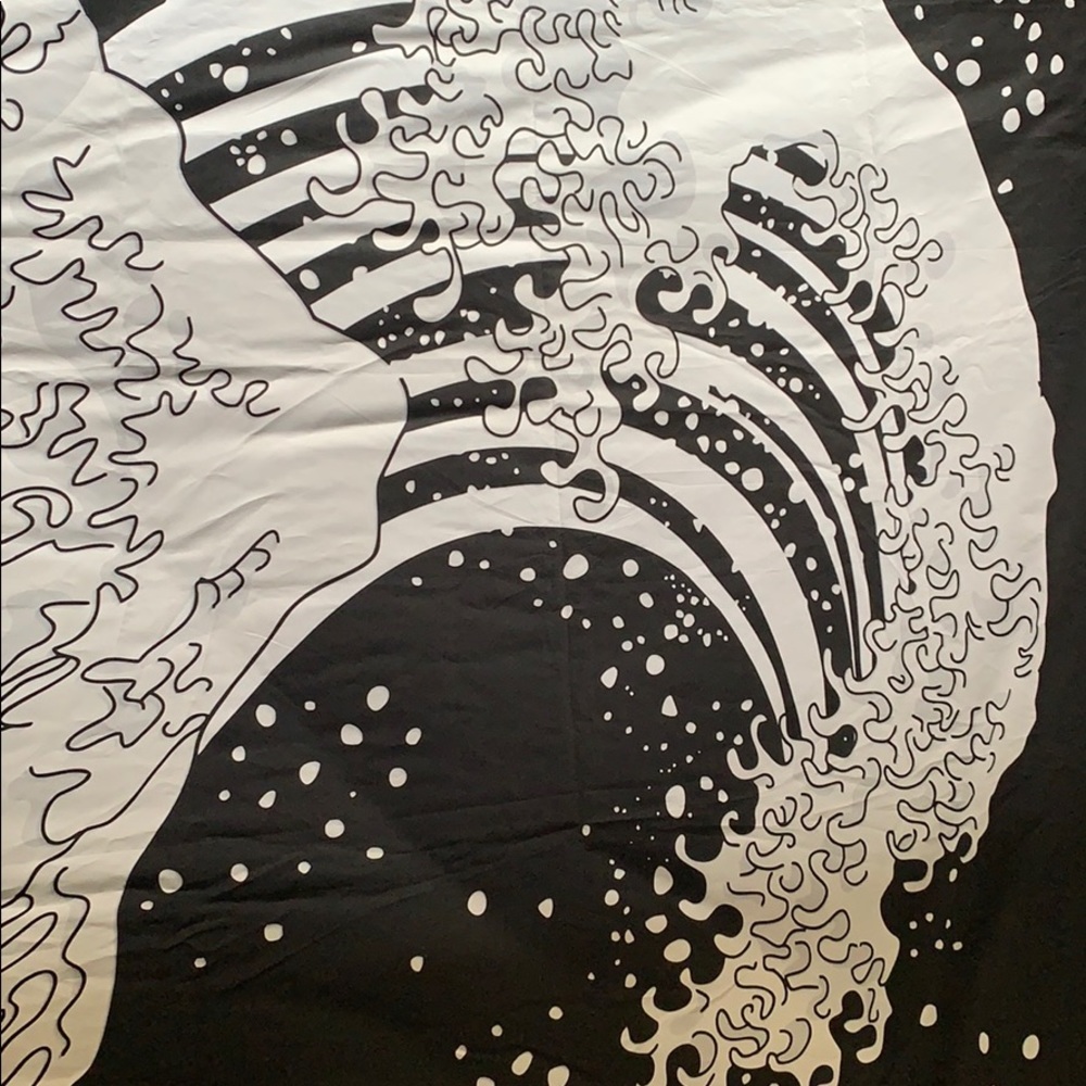 black and white wave tapestry